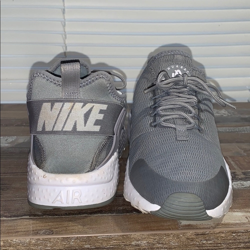 Nike- Air Huarache